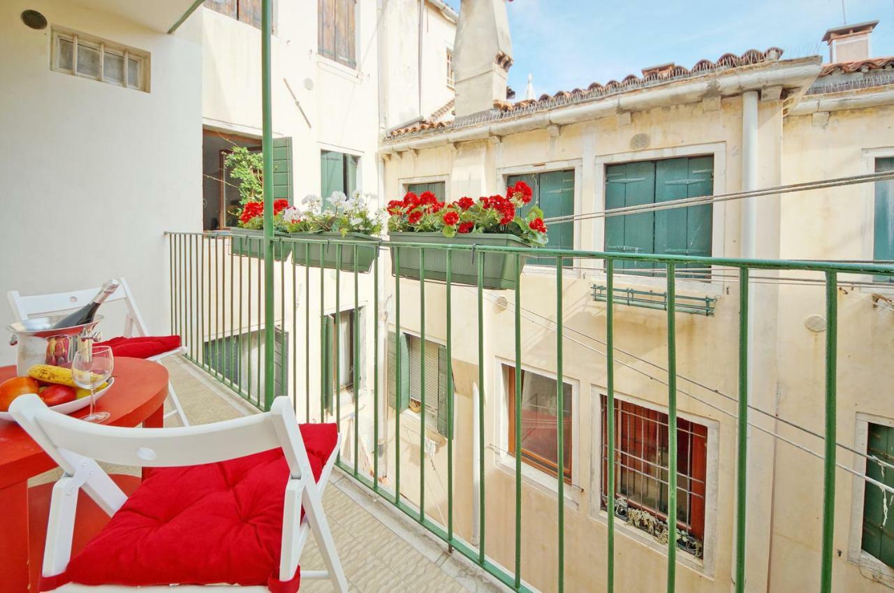 Calle Dei Fabbri Apartment Velence Kültér fotó