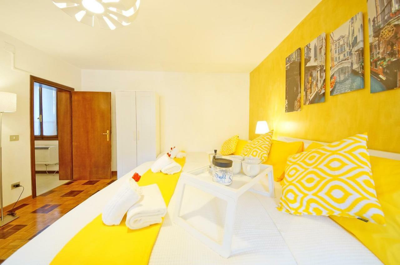 Calle Dei Fabbri Apartment Velence Kültér fotó